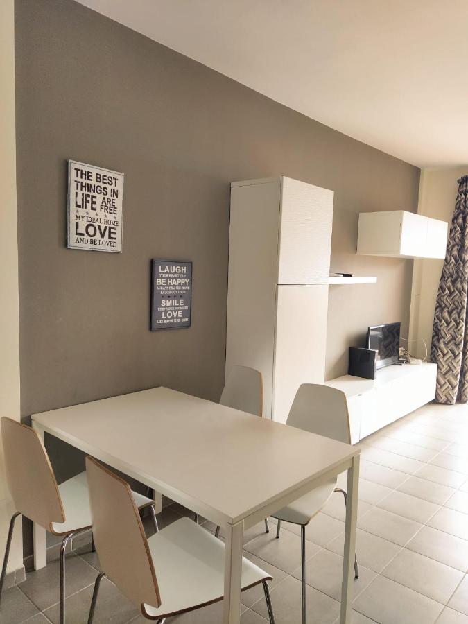 Oceanblue Modern King Size 1 Bedroom Apartment With Seaview And Terrace Chayofa Exterior photo